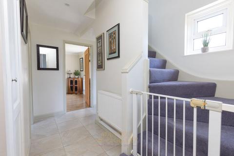 undefined, Lodge Close, Crawley RH11