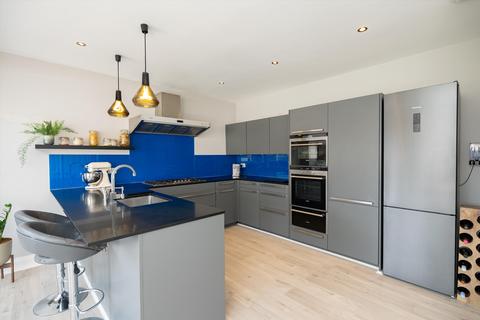 undefined, Westway, London, SW20
