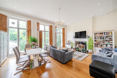 Buckland Crescent, Belsize Park, NW3