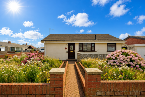 2 bedroom bungalow for sale, Ennerdale Avenue, Fleetwood FY7