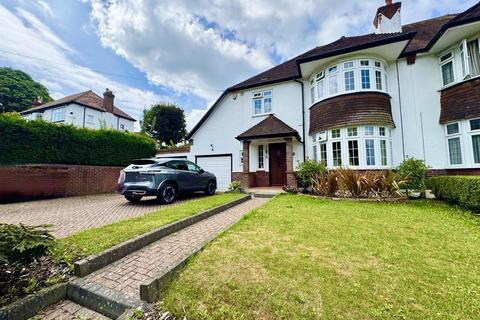 undefined, Sanderstead Hill, South Croydon