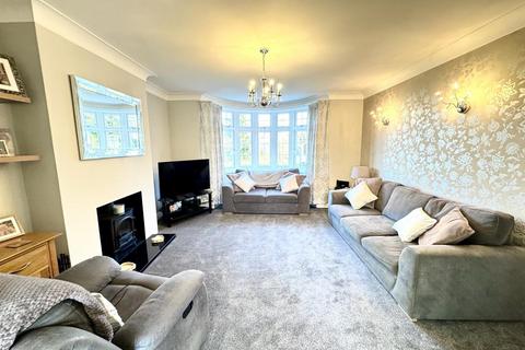undefined, Sanderstead Hill, South Croydon