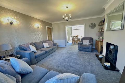 undefined, Sanderstead Hill, South Croydon