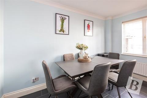 3 Romagne Close, Horndon On The Hill, Stanford-le-hope, SS17 8LH