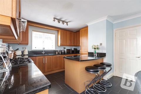 3 Romagne Close, Horndon On The Hill, Stanford-le-hope, SS17 8LH