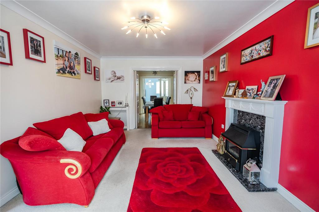 Living Room (2)