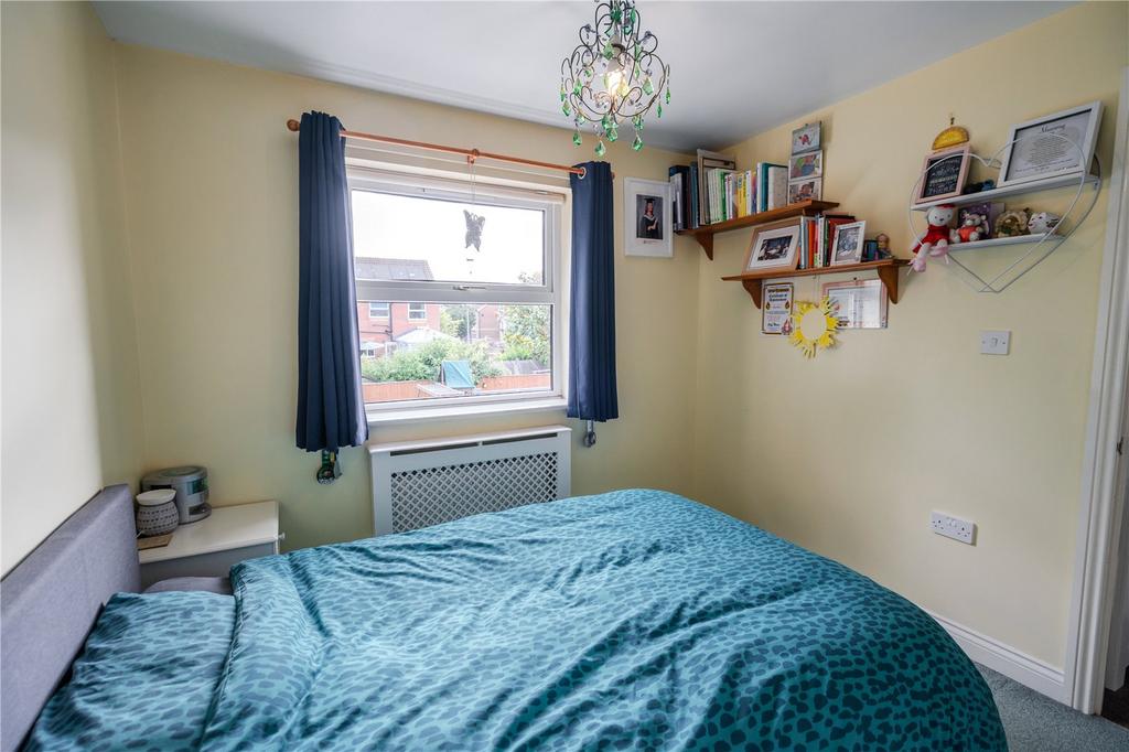 Bedroom 3 (2)