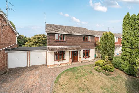 4 bedroom detached house for sale, Starmead Drive, Berkshire RG40