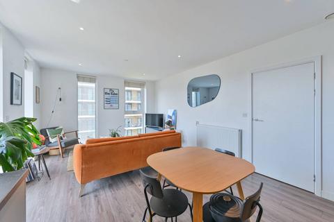 2 bedroom flat for sale, Drummond House, Woolwich Riverside, London, SE18