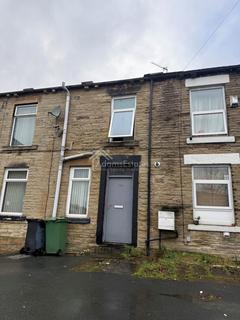 1 bedroom terraced house to rent, Bradford Road, Batley