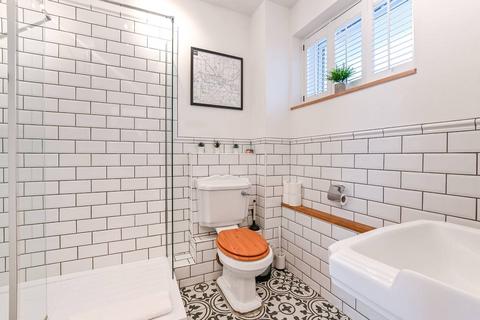 1 bedroom flat for sale, Werrington Street, Somers Town, London, NW1