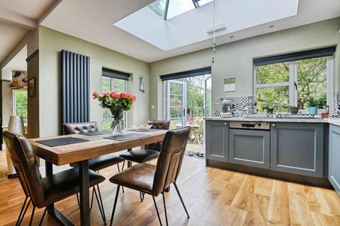 26 Boultbee Road, Sutton Coldfield, B72 1DW