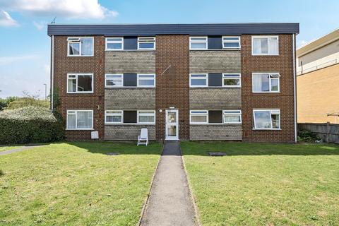 undefined, Woodcote Road, Wallington SM6