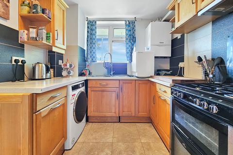 2 bedroom flat for sale, Cambridge CB4
