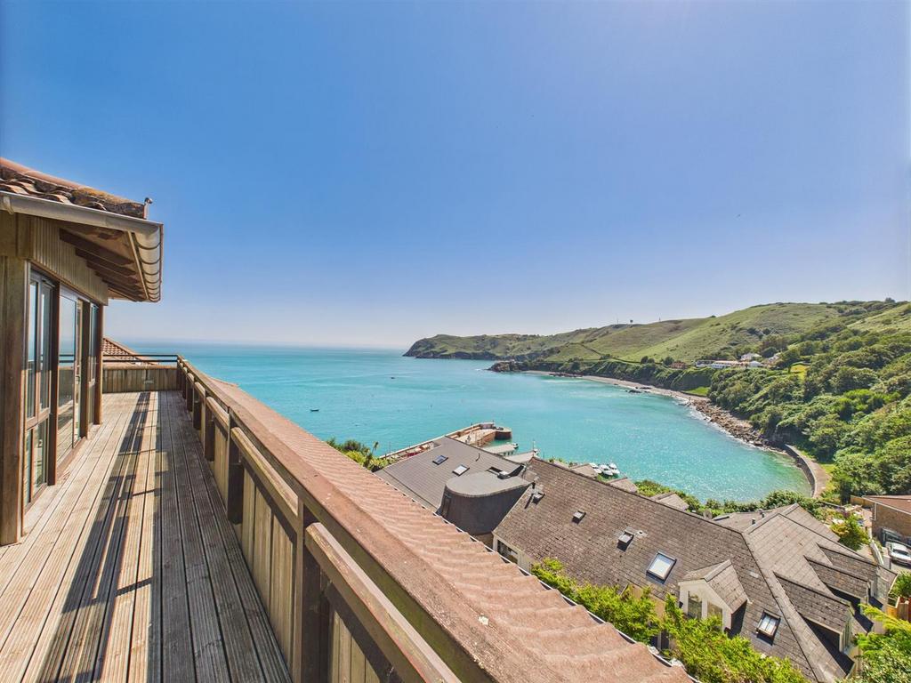 CAM04099 G0-PR0135-STILL012.jpg