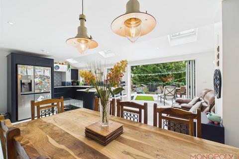 5 bedroom detached house for sale, Willow Drive, Llay, Wrexham