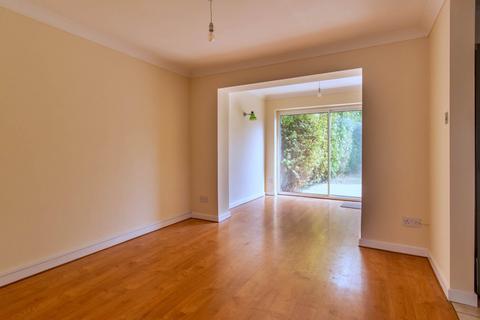 2 Avalon Road, Earley, Reading, RG6 7NS