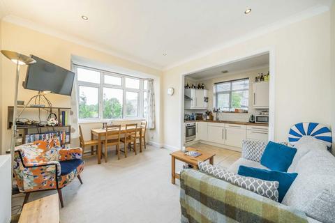 2 bedroom flat for sale, Merton Hall Road, London SW19