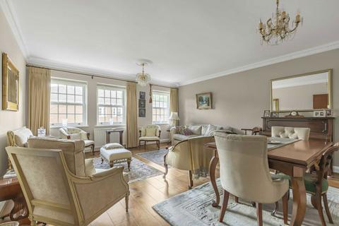 2 bedroom flat for sale, Wimbledon Park Side, London SW19