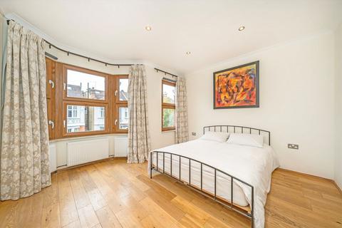 undefined, Craven Gardens, London SW19