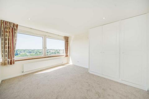 2 bedroom flat for sale, Somerset Road, London SW19