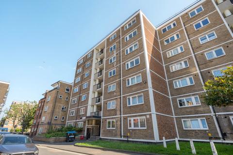 2 bedroom apartment for sale, St. Saviours Estate, London