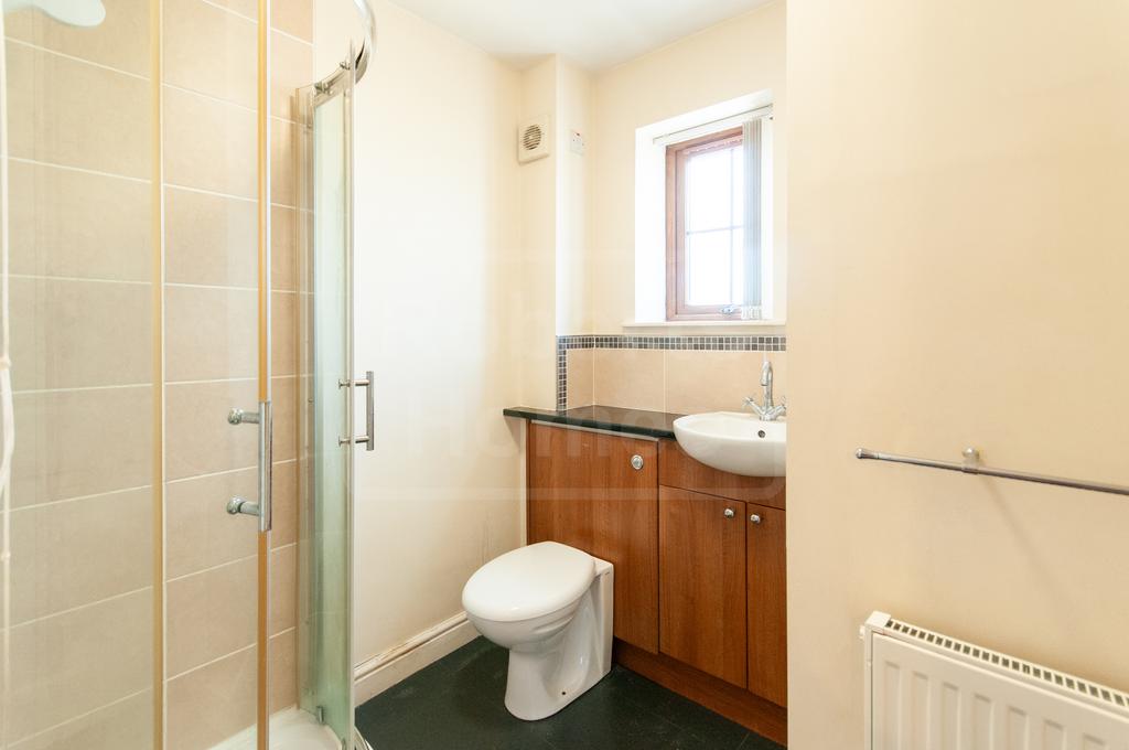 Bedroom 1 ensuite