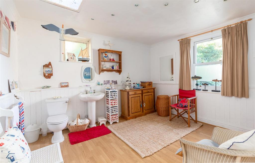 Family Shower Room