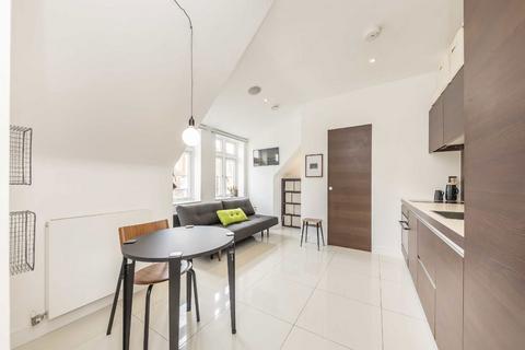 Studio to rent, Judd Street, London WC1H