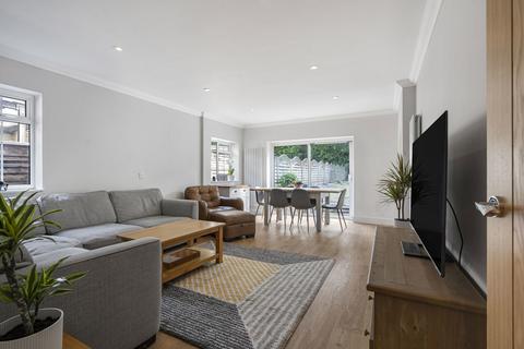 undefined, Coldharbour Lane, Surrey GU22