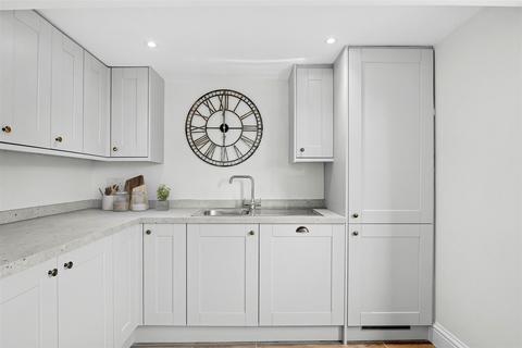 4 bedroom semi-detached house for sale, Elm Road, Evesham WR11