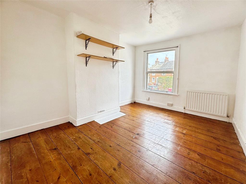 House in Reading, Katesgrove, Newtown - More