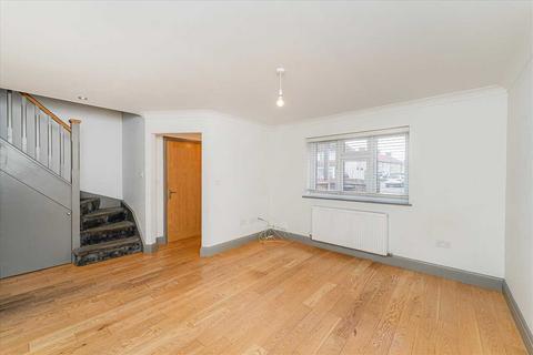 3 bedroom end of terrace house for sale, Halbutt Street, Dagenham
