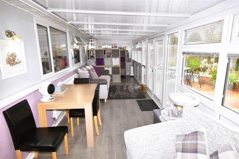 2 bedroom semi-detached bungalow for sale, Brooke Close, Balderton, Newark