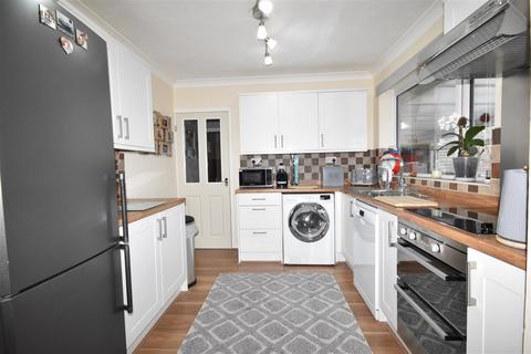 undefined, Brooke Close, Balderton, Newark
