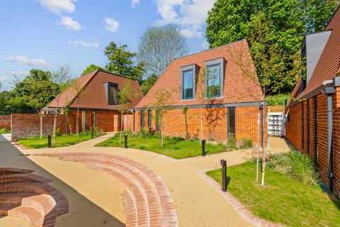 undefined, The Grove, Coulsdon, CR5