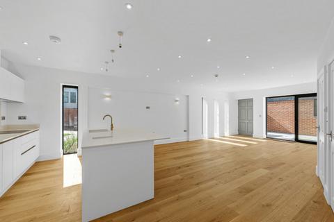 undefined, The Grove, Coulsdon, CR5