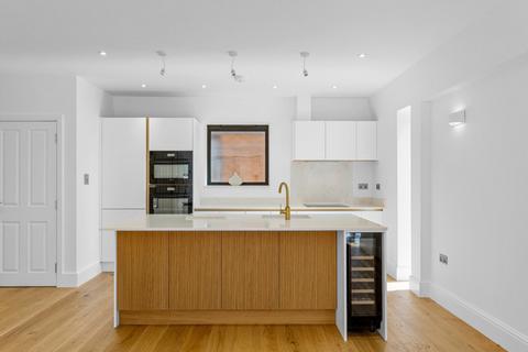 undefined, The Grove, Coulsdon, CR5