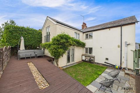 3 bedroom semi-detached house for sale, Coal Pit Lane, Swadlincote DE12