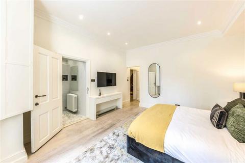 3 bedroom flat to rent, Rosary Gardens, London SW7