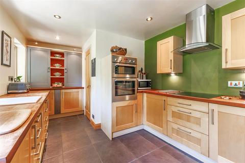 3 bedroom detached bungalow for sale, Upper Street, Defford WR8