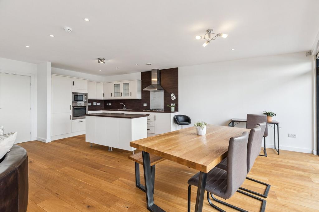 Living/Kitchen