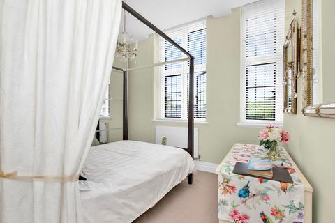 undefined, Kings Drive, Midhurst GU29
