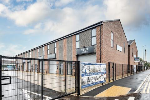 Warehouse to rent, Cawdor St Manchester M30 0QF