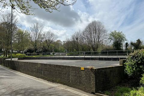 Mixed use to rent, 324 Outland Rd Plymouth PL3 5TB