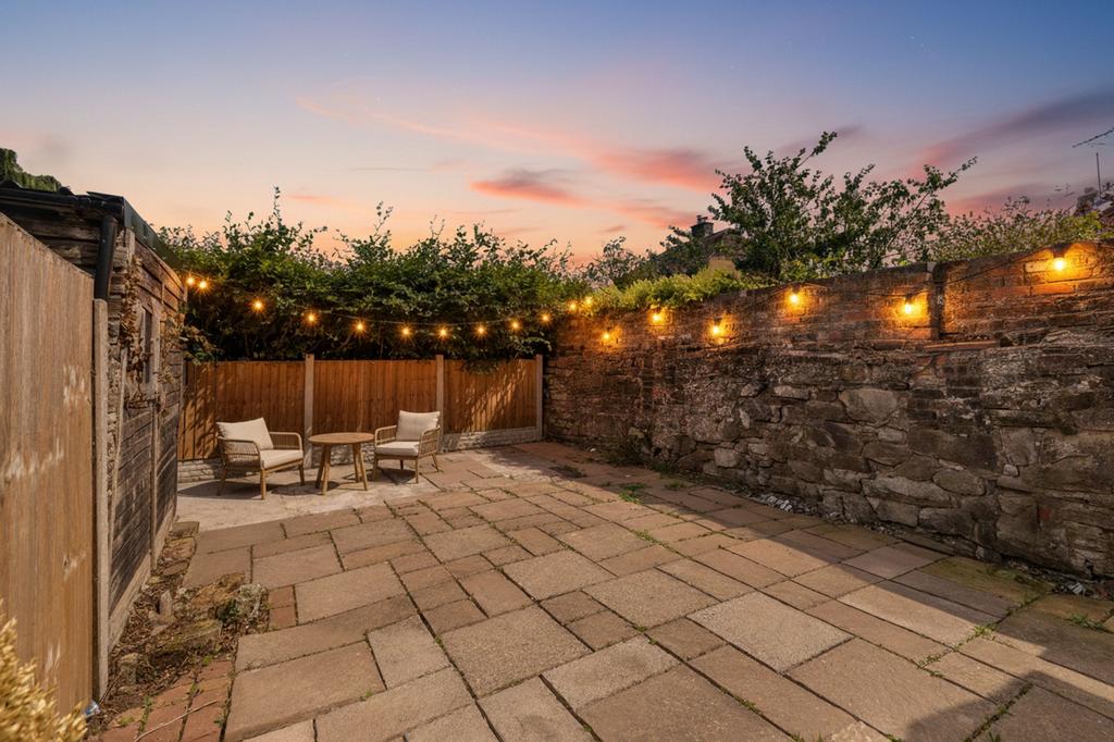 Garden to rear