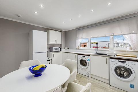 19 Bernard Path, Glasgow, G40 3BE