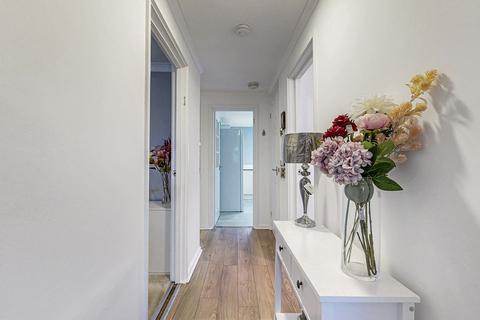 19 Bernard Path, Glasgow, G40 3BE