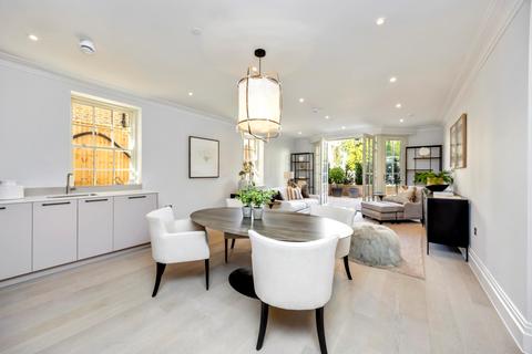 undefined, Magna Carta Park, Cooper's Hill, Englefield Green, Egham, Surrey, TW20