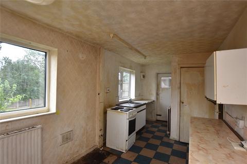 3 bedroom semi-detached house for sale, Bromley Avenue, Royton, Oldham, Greater Manchester, OL2